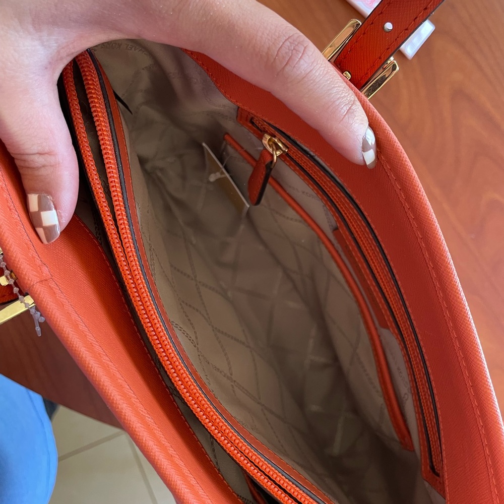 Michael Korea Tote - New with tag